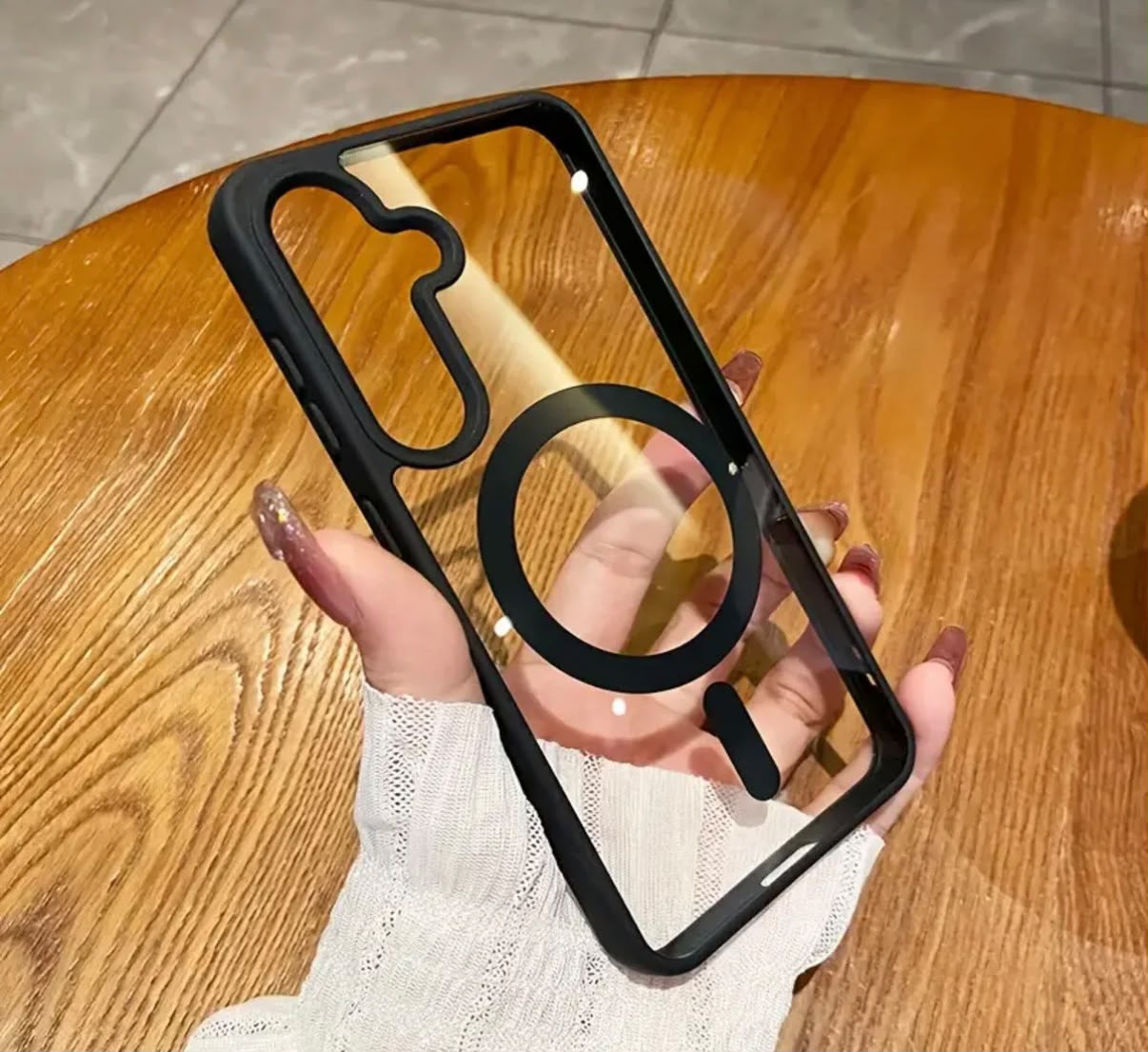 Magsafe Destekli Köşeleri Renkli Silikon Kılıflar